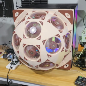 Domo com 15 fans da Noctua é uma tampa de gabinete que derruba 20 °C da CPU