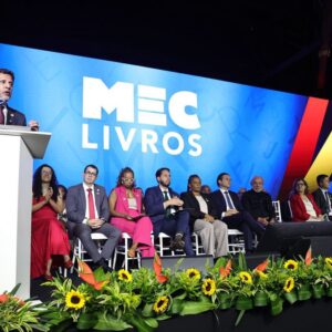 MEC Livros amplia acervo para 25 mil títulos e atualiza proposta de empréstimo