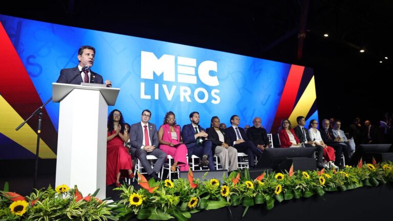 MEC Livros amplia acervo para 25 mil títulos e atualiza proposta de empréstimo