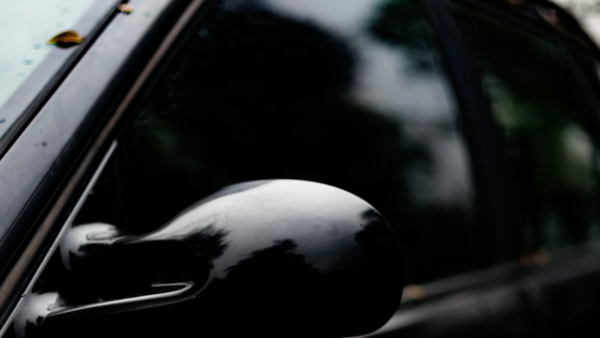 Insulfilm automotivo: quais os limites para não ser multado?