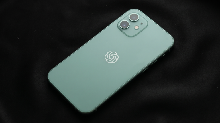 "Celular do ChatGPT": OpenAI prepara processador de smartphone