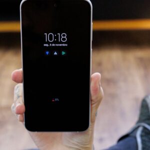 Galaxy S23 FE ganha novo beta da One UI 8.5 e aumenta expectativa de lançamento