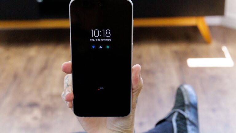 Galaxy S23 FE ganha novo beta da One UI 8.5 e aumenta expectativa de lançamento