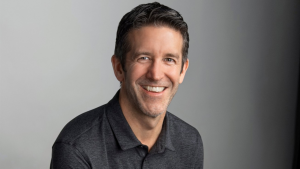 Novo CEO da Apple: quem é John Ternus e o que esperar da sua gestão