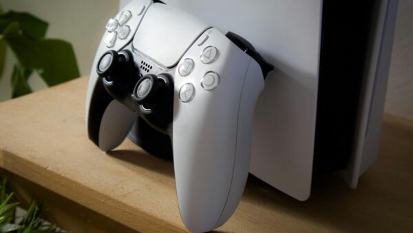 "Por favor, seja fake": Sony teria aplicado licença de 30 dias a jogos digitais