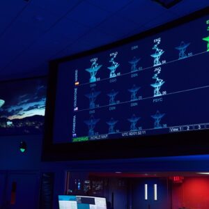 A Deep Space Network adquire sinal Artemis II