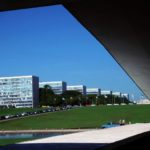 A implementação da nova Lei de Licitações nos estados, nas capitais e no DF