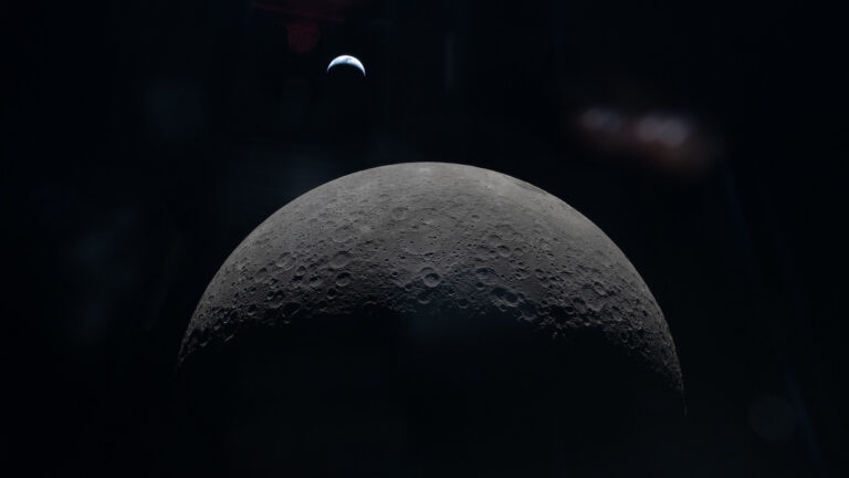 Artemis 2 espia uma Terra crescente acima da foto da lua do dia 10 de abril de 2026