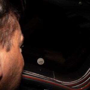 Astronautas da Artemis 2 voam ao redor da Lua em um loop lunar recorde da NASA