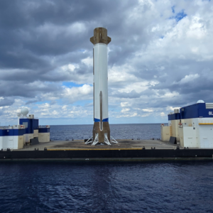 Blue Origin dispara o enorme foguete New Glenn antes de seu terceiro lançamento (foto)