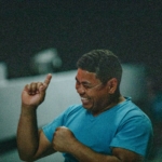 Desinformação digital e os desafios da comunidade surda brasileira