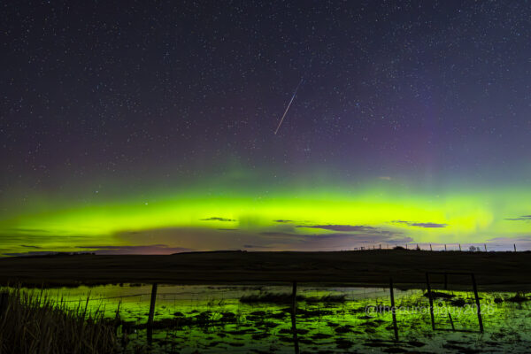 Fotos espetaculares da chuva de meteoros Lyrid de 2026 capturadas da Terra e do espaço