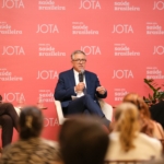 Governo pretende iniciar novo modelo de compra de medicamentos em 2026