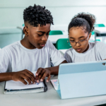 IA na educação: regulação precisa equilibrar inovação para reduzir desigualdades