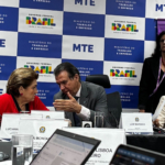 Ministro do Trabalho rejeita compensar empresas por fim da escala 6×1