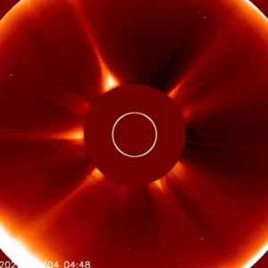 Veja o cometa MAPS ser destruído por fragmentação cataclísmica perto do sol