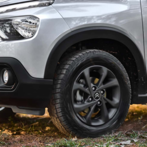 Citroën derruba preços do C3 e hatch sai mais em conta que Renault Kwid
