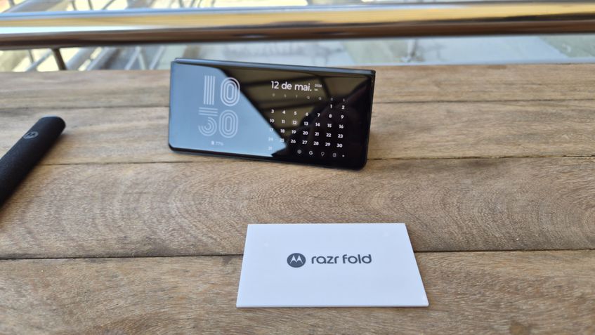 Moto Razr Fold