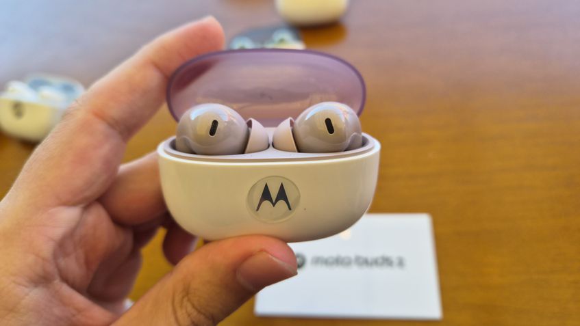 Moto Buds 2 e Buds 2+