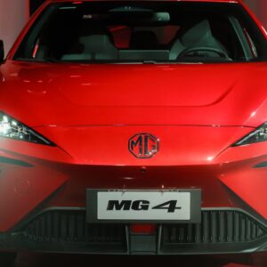 Rival da BYD faz queima e joga preços de hatch elétrico no chão
