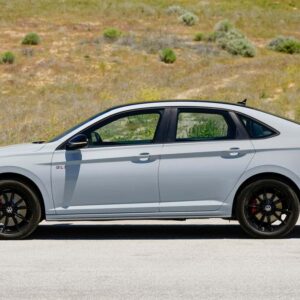 Volkswagen derruba preço Jetta GLI e sedan sai mais em conta que BYD Seal