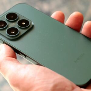 Xiaomi revela novo top de linha: câmera de 200 MP e bateria generosa