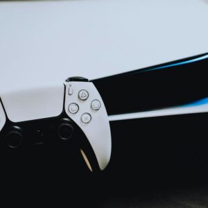 PS5 digital ou com leitor: qual é mais vantajoso em 2026?