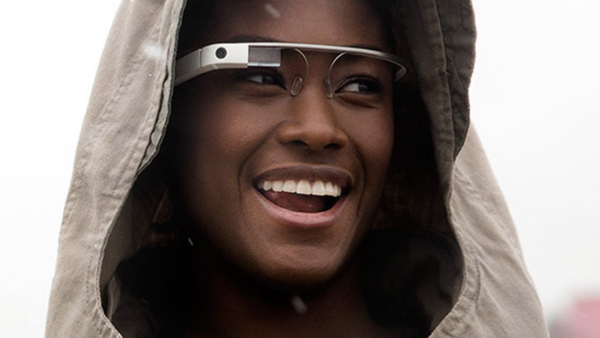 Google Glass fracassou porque "moda importa mais que tecnologia" para executivo