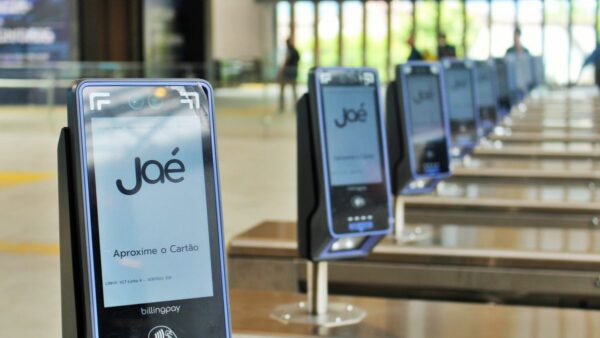 Pix nos ônibus do RJ: entenda como pagar a passagem pelo celular