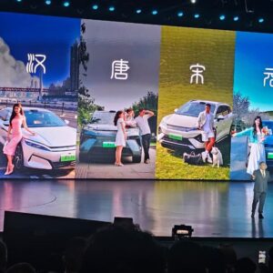 Nova Blade, direção autônoma e recarga "a jato": BYD mostra novidades na China