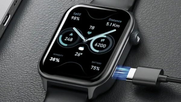 Novo smartwatch tem USB-C na lateral para carregamento em vez de dock magnético