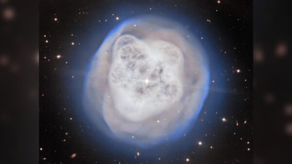A bola de cristal cósmica revela a foto de uma antiga estrela moribunda do dia 22 de maio de 2026