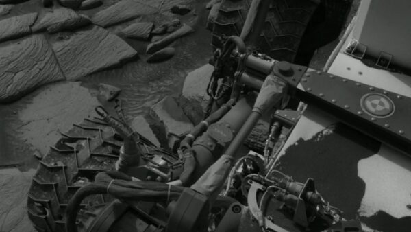 Aqui está o que 6 anos dirigindo em Marte fizeram com as rodas do rover Curiosity da NASA (vídeo)
