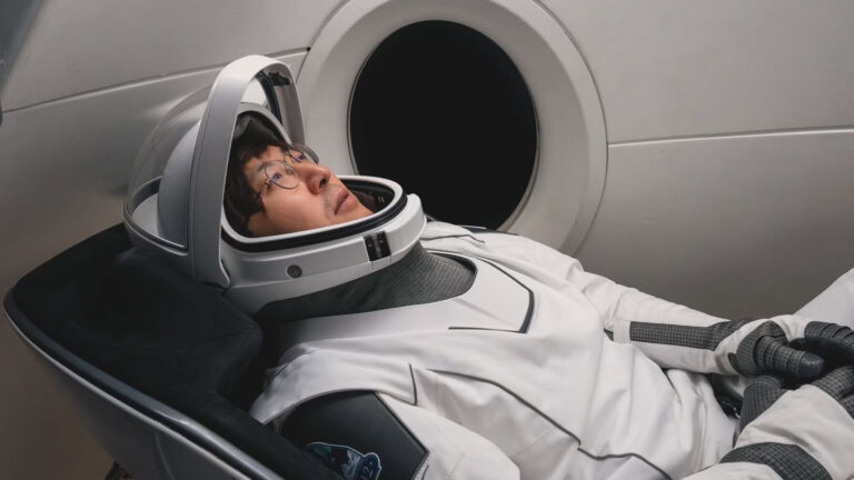 Este bilionário da criptomoeda voará com a primeira nave privada da SpaceX para Marte, mas quando?
