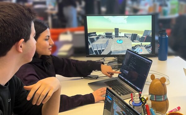 Estudantes da Cornell ajudam a NASA com segurança de drones no céu