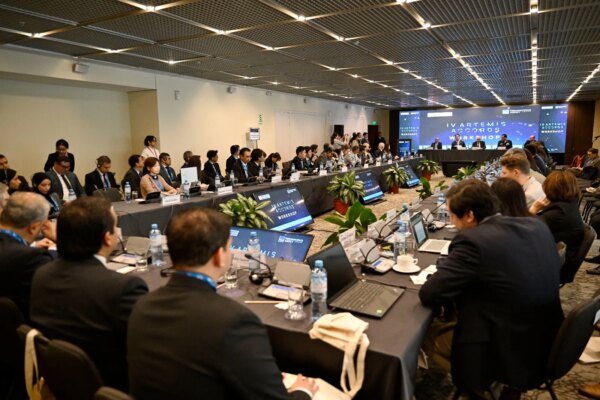 NASA participa do workshop Artemis Accords à medida que as contratações globais aumentam