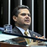 PEC 6×1 vai andar no Senado, mas Alcolumbre não tem pressa