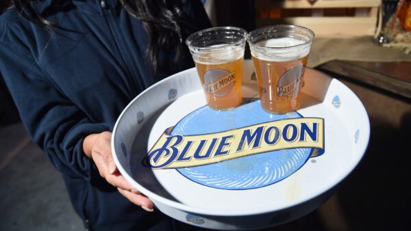 Por que a ideia de uma Lua Azul é tão encantadora? Mais de 100 anos de fascínio pela cultura pop