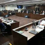 Soluções consensuais em revisão