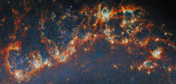 Webb e Hubble descobrem que aglomerados estelares massivos emergem mais rápido