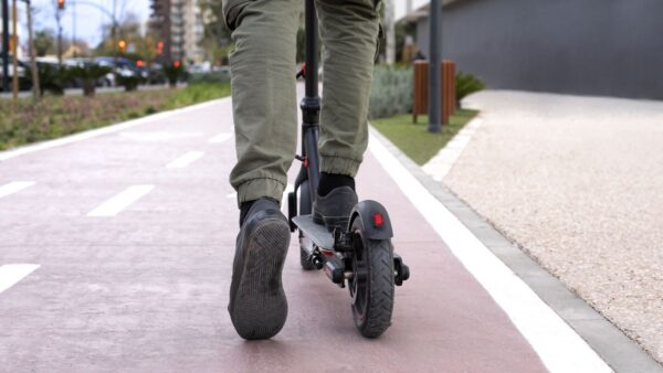 Por que o Brasil não está pronto para os patinetes elétricos?