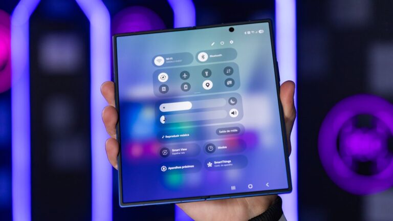 Galaxy Z Fold 8 pode trazer a tela mais nítida já vista em dobráveis da Samsung