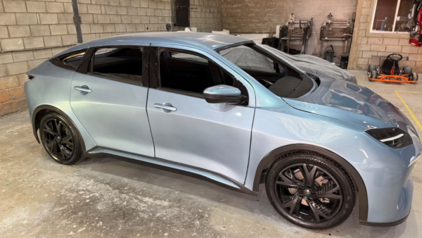 "Musk brasileiro" mostra protótipo do Lecar 459 pronto para testes