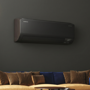 Ar-condicionado sem vento Samsung 18.000 BTU preto aparece em promoção parcelada