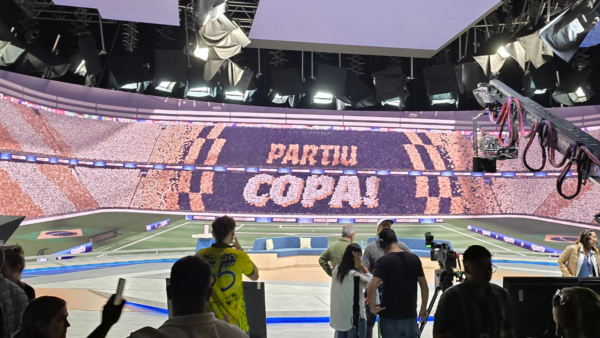 Globo cria "estádio virtual" com 200m² de telões de LED para a Copa; conheça