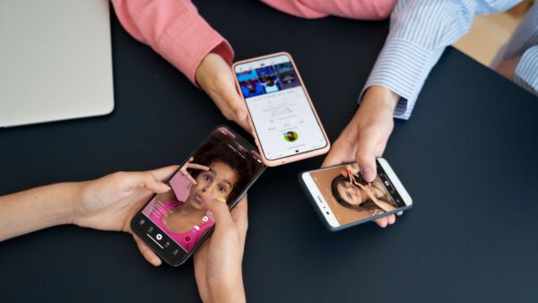 No Instagram, alertas a pais revelam fronteiras da proteção de adolescentes