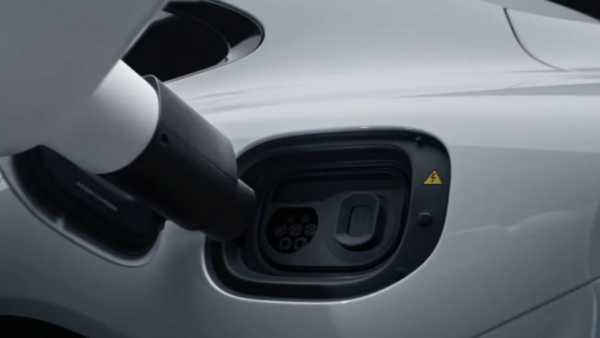 Xiaomi resolve o problema de quem está cansado de plugar o carro elétrico