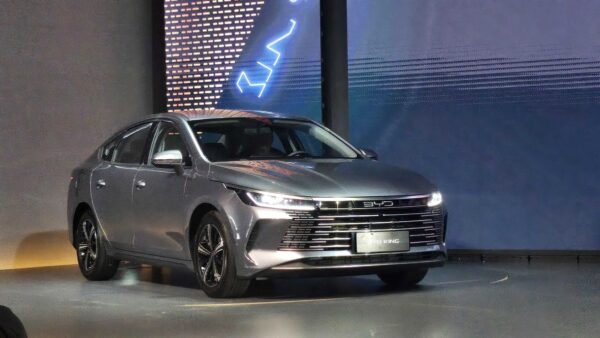 BYD amplia promoção e vende King mais barato que Dolphin em junho