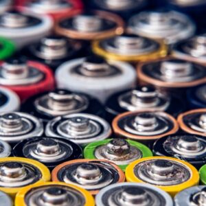 Pilhas podem ser recicladas? Veja como funciona o processo