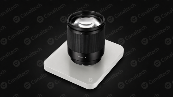 Chinesa lança lente para Sony por R$ 380 enquanto "original" custa R$ 4 mil